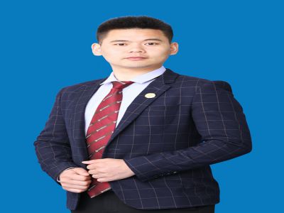 楊齊：陜西師范大學(xué)在讀研究生，陜西師范大學(xué)歷史學(xué)專業(yè)，中學(xué)一級(jí)教師，一直任教清北班，榮獲市級(jí)優(yōu)質(zhì)課大賽一等獎(jiǎng)