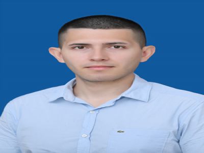 GIOVANNI ALEXANDER ROJAS AGUIAR,畢業(yè)于達(dá)爾豪西大學(xué)和巴塞羅那大學(xué)分別獲得工學(xué)學(xué)士和理學(xué)碩士學(xué)位。2015年獲得優(yōu)秀論文獎(jiǎng)，2017年獲得香港大學(xué)博士研究生獎(jiǎng)學(xué)金。分子地球化學(xué)博士生。在加拿大、西班牙、澳大利亞和中國(guó)高中和大學(xué)任教四年多。