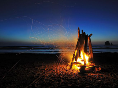 美好學(xué)校| 以篝火之禮，點(diǎn)亮2021——記2020首屆湖畔篝火節(jié)